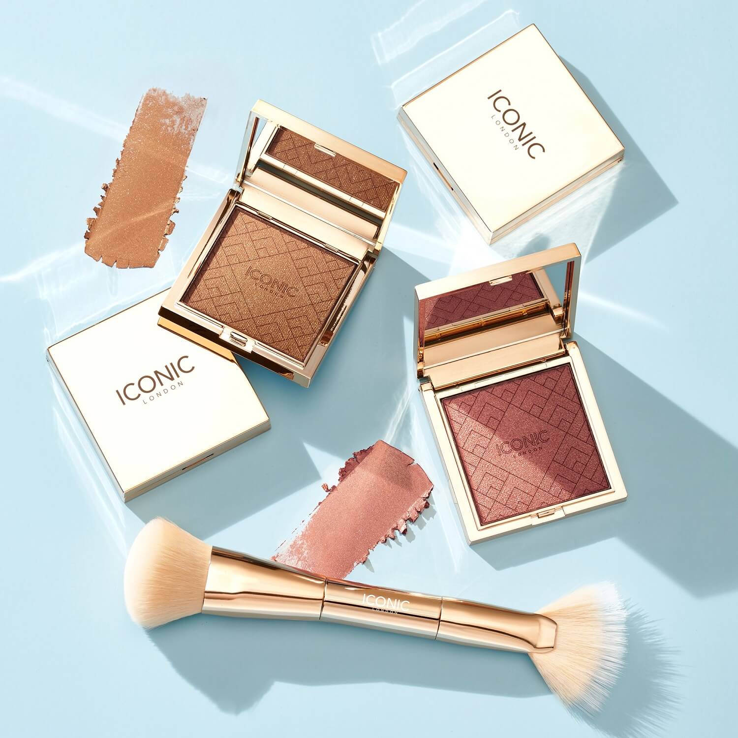 CHEEK & GLOW DUO BRUSH (BROCHA PARA RUBOR DE DOBLE PUNTA)